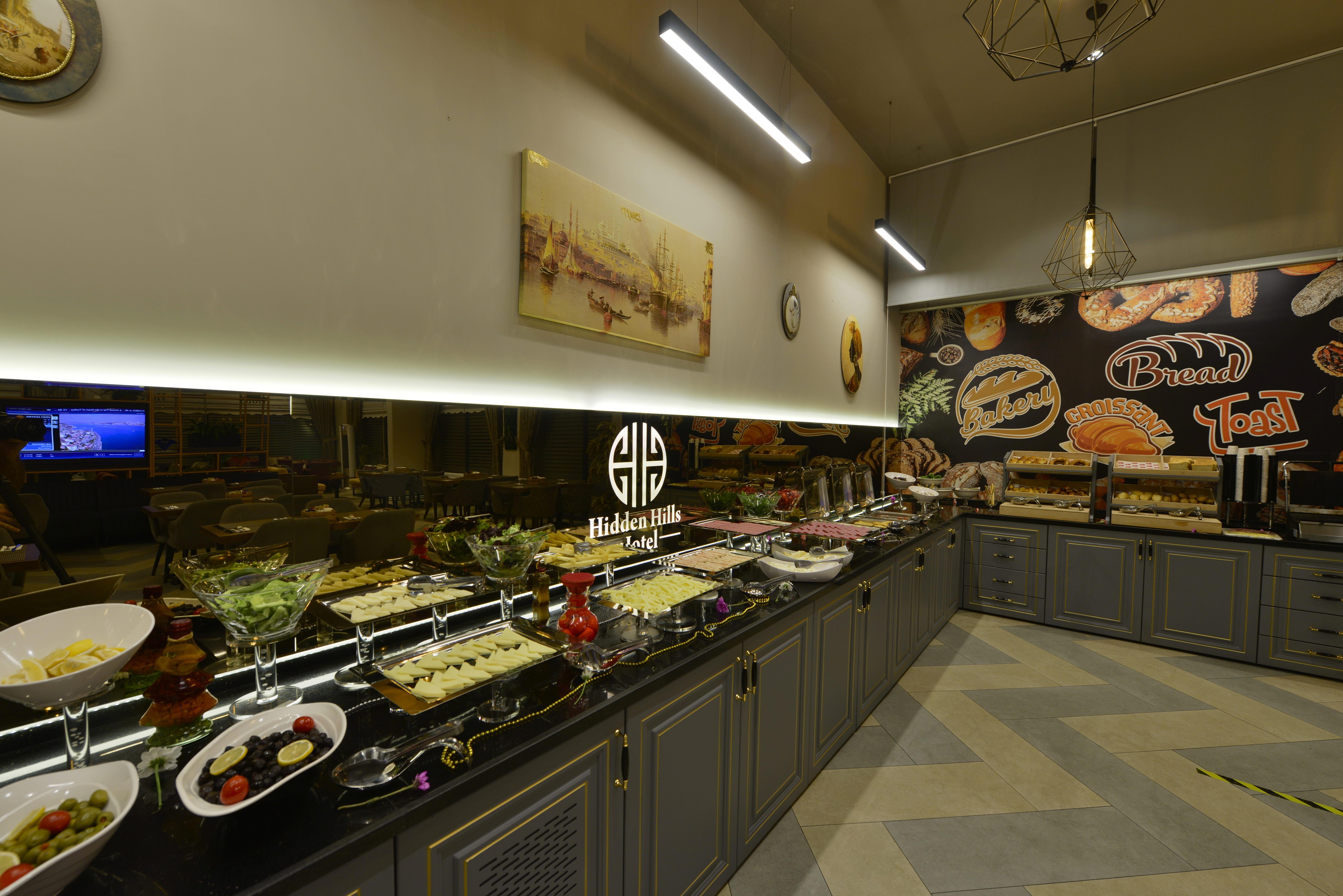 Best Western Premier Hidden Hills Hotel Istanbul Luaran gambar A buffet in a restaurant
